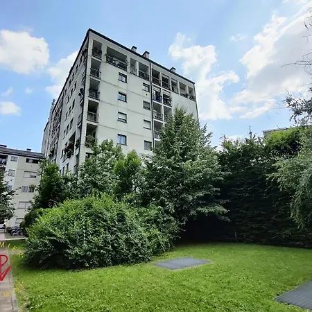 Apartament Premier *